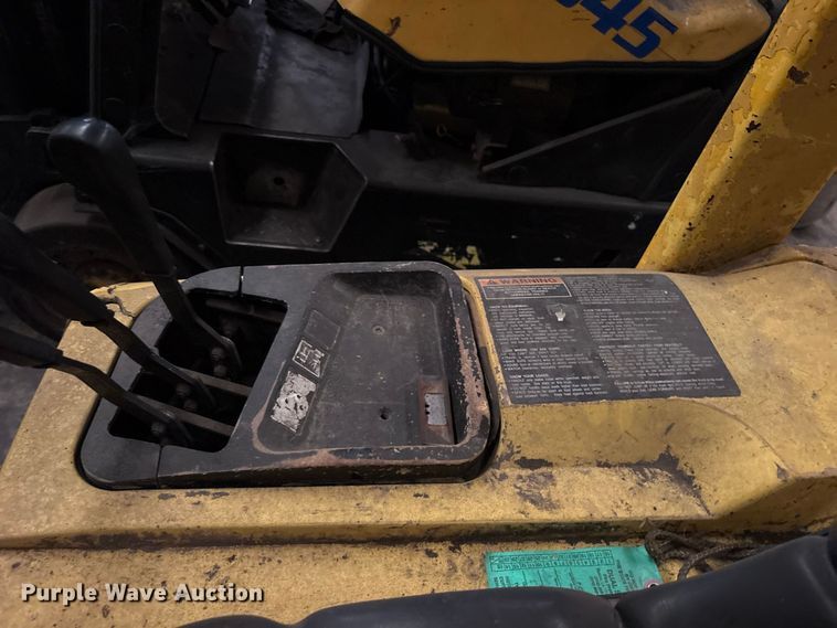 image for item ES8105 Hyster S50MX forklift