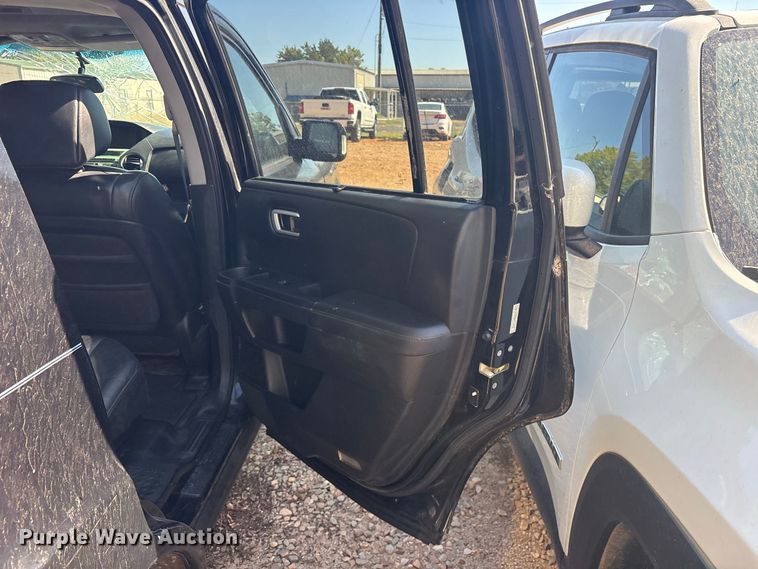 image for item ES8112 2011 Honda Pilot SUV