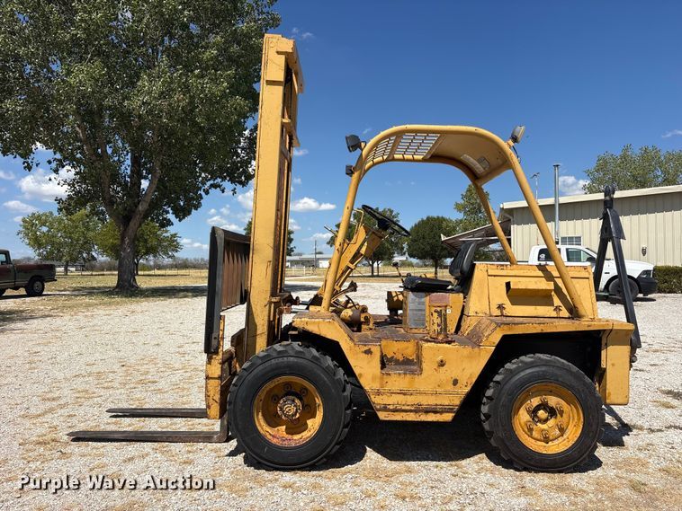 image for item ES8116 Champ HC40ZZ forklift