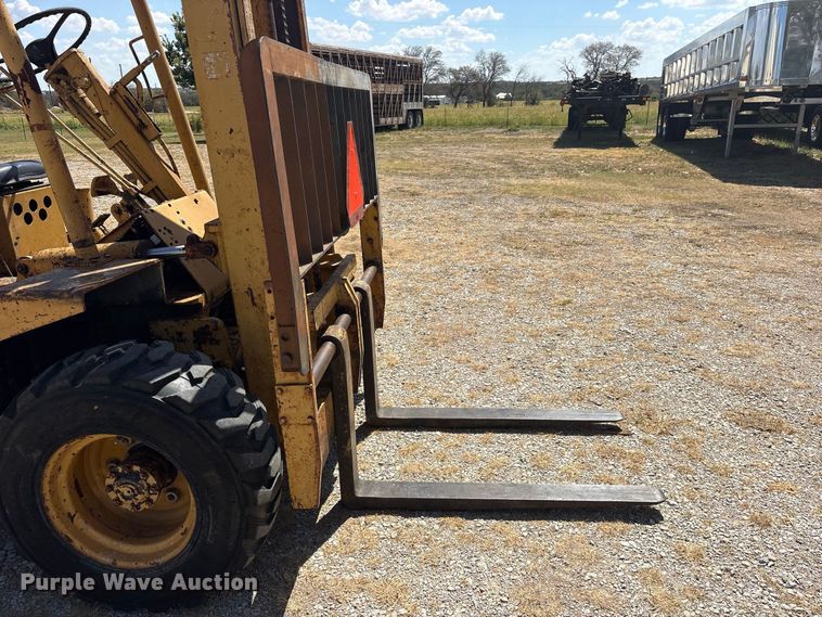 image for item ES8116 Champ HC40ZZ forklift