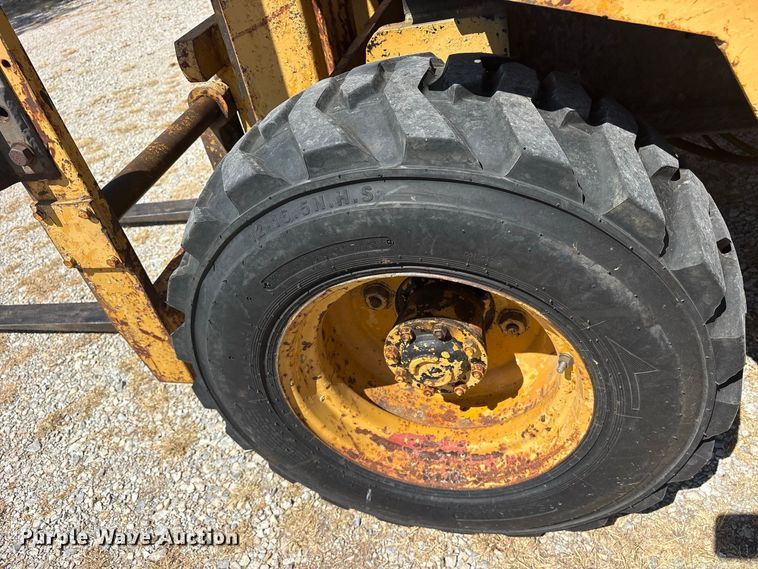 image for item ES8116 Champ HC40ZZ forklift