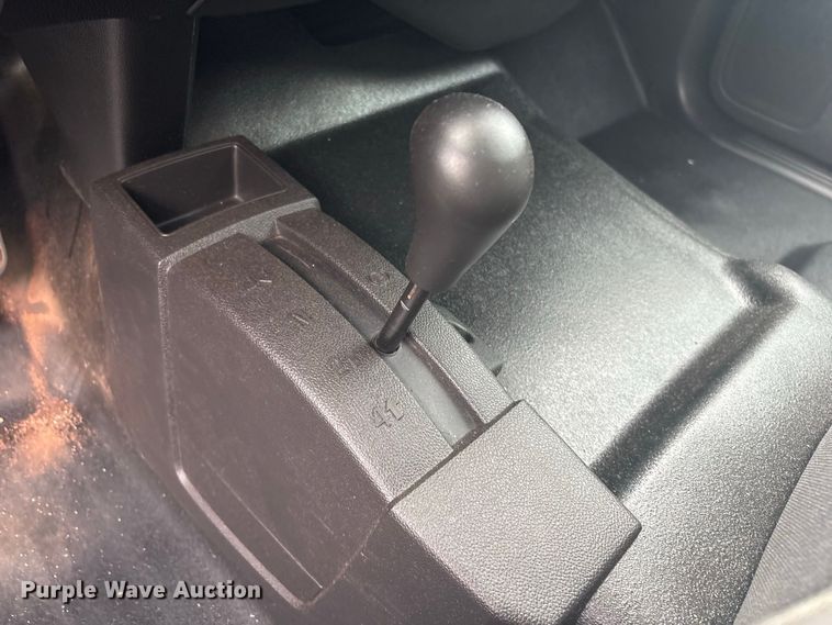 image for item ET8669 2016 Chevrolet Silverado 1500 Crew Cab pickup truck