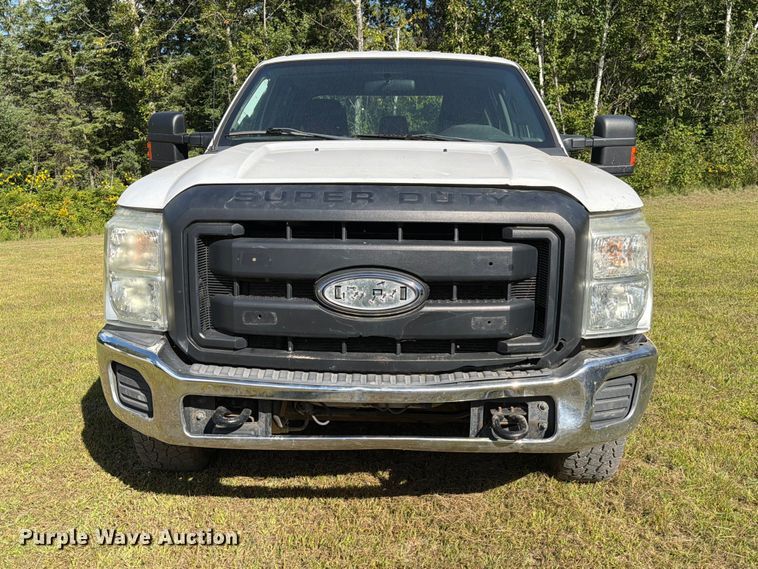 image for item EU0893 2012 Ford F350 Super Duty Crew Cab pickup truck