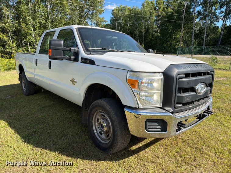 image for item EU0893 2012 Ford F350 Super Duty Crew Cab pickup truck