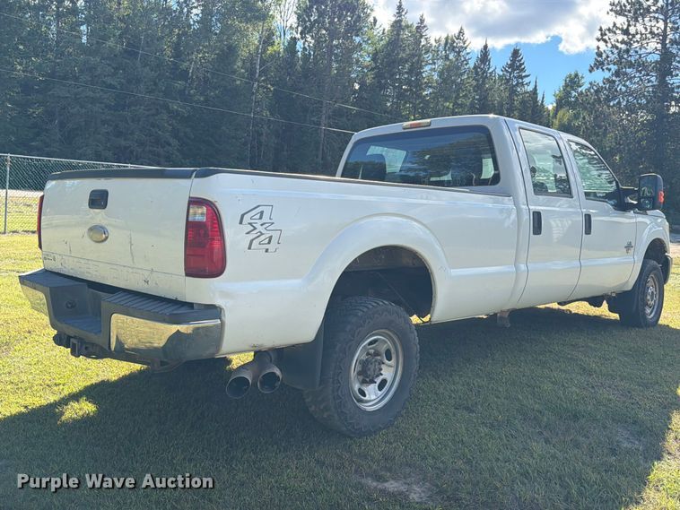 image for item EU0893 2012 Ford F350 Super Duty Crew Cab pickup truck