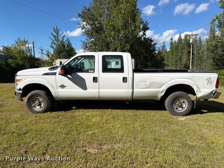 image for item EU0893 2012 Ford F350 Super Duty Crew Cab pickup truck