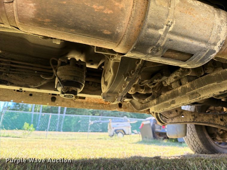 image for item EU0893 2012 Ford F350 Super Duty Crew Cab pickup truck