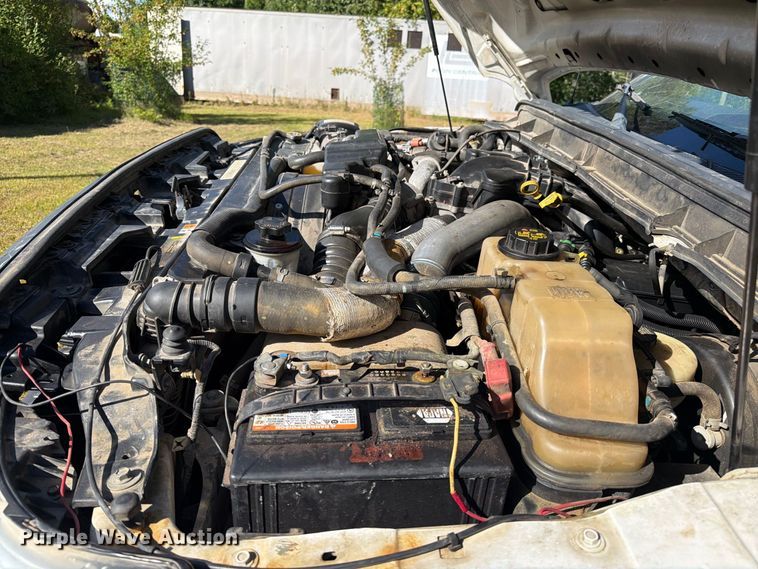 image for item EU0893 2012 Ford F350 Super Duty Crew Cab pickup truck