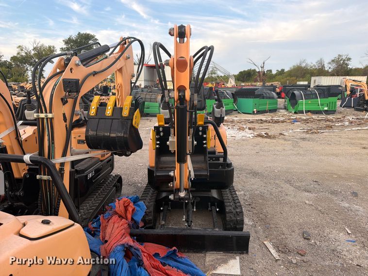 image for item EU1559 2024 Erie Industries EM15 mini excavator