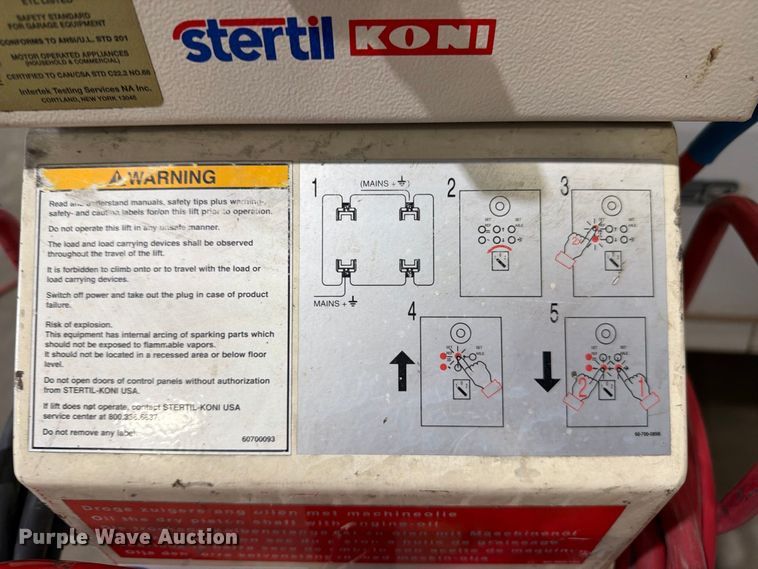 image for item EU5897 2003 Sterile Komi ST-1072 four post lift