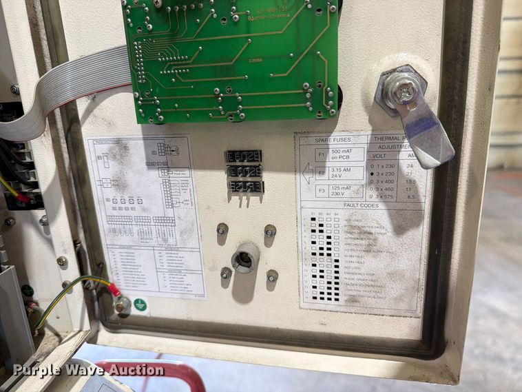 image for item EU5897 2003 Sterile Komi ST-1072 four post lift