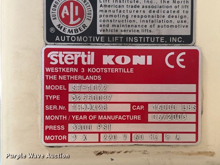 image for item EU5897 2003 Sterile Komi ST-1072 four post lift