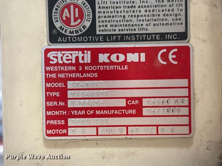 image for item EU5897 2003 Sterile Komi ST-1072 four post lift