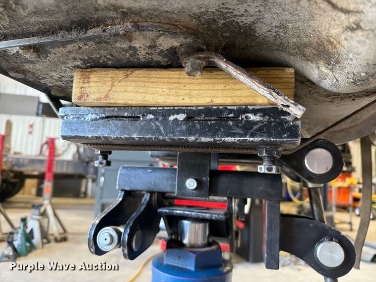 image for item EU5898 Maschinenbau Haldenwang transmission jack