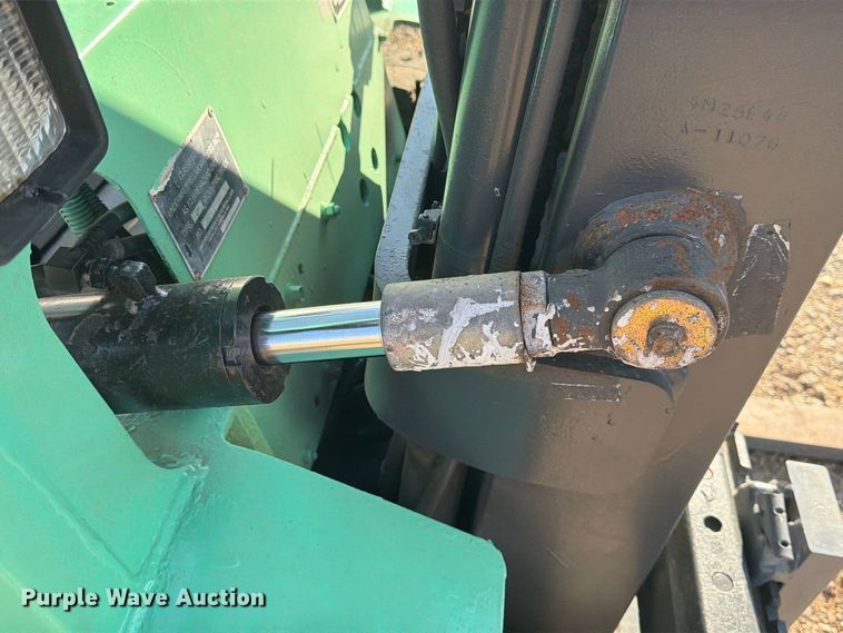 image for item EU5900 1999 Mitsubishi FG25 forklift