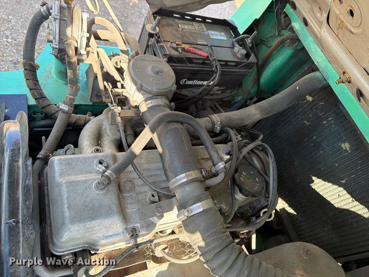 image for item EU5900 1999 Mitsubishi FG25 forklift