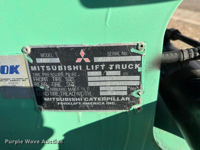 image for item EU5900 1999 Mitsubishi FG25 forklift