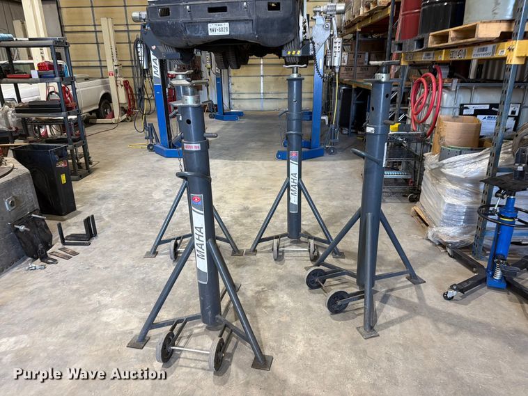 image for item EU5903 (4) Maschinenbau Haldenwang jack stands