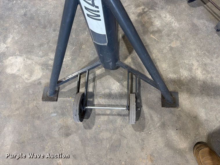 image for item EU5903 (4) Maschinenbau Haldenwang jack stands