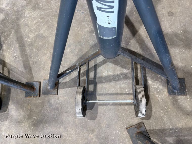 image for item EU5903 (4) Maschinenbau Haldenwang jack stands
