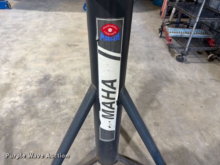 image for item EU5903 (4) Maschinenbau Haldenwang jack stands