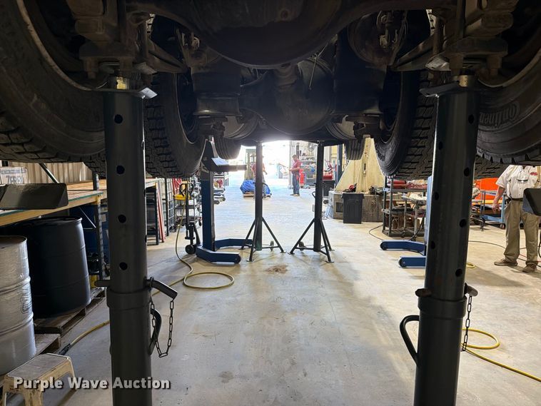image for item EU5903 (4) Maschinenbau Haldenwang jack stands