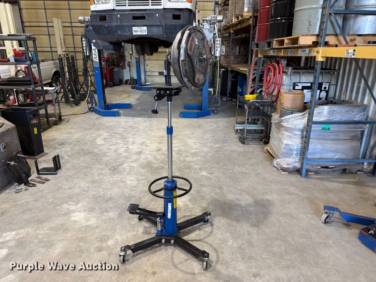 image for item EU5904 Transmission jack