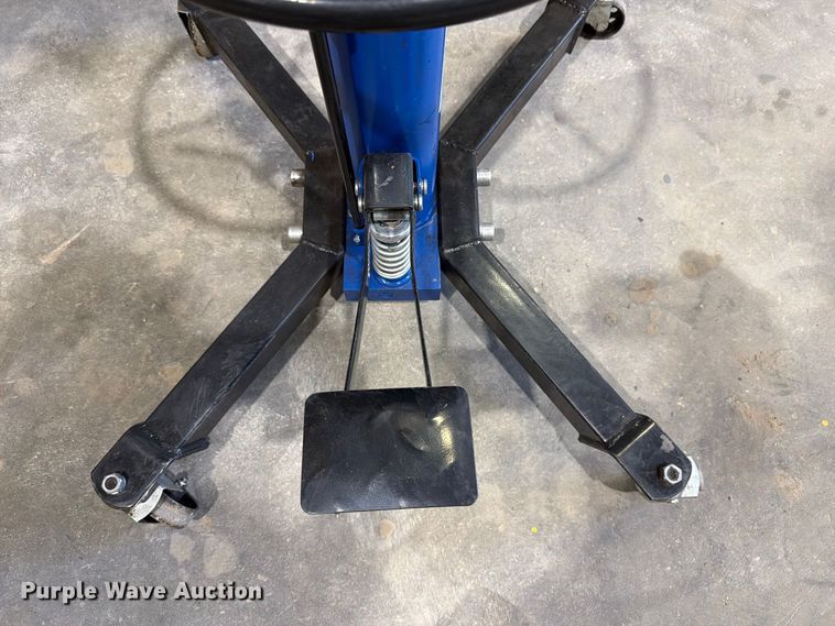image for item EU5904 Transmission jack
