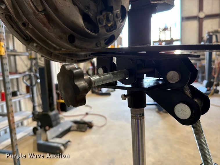 image for item EU5904 Transmission jack
