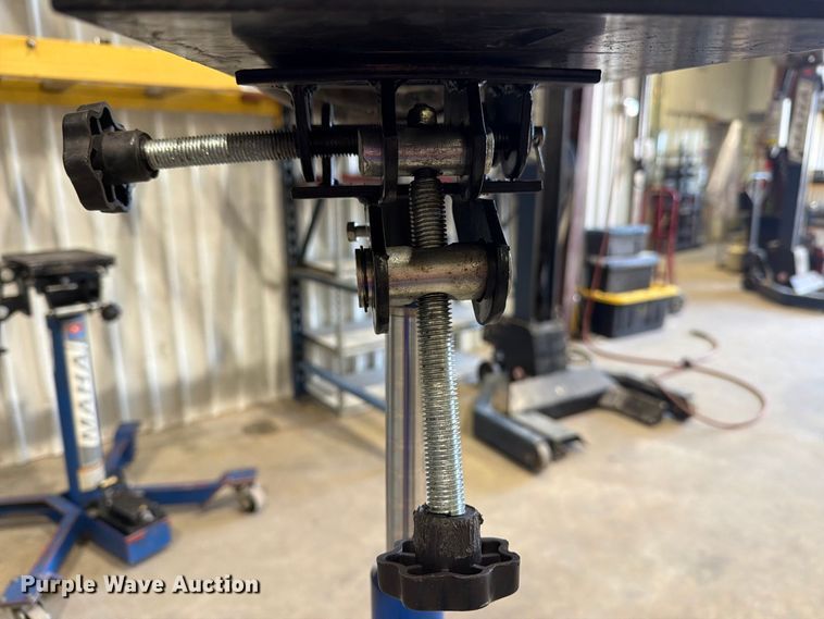 image for item EU5904 Transmission jack