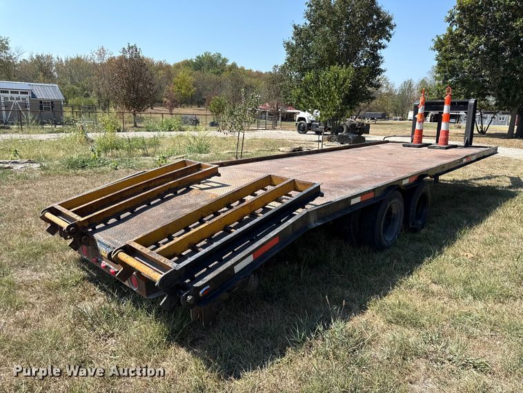 image for item EV6152 1981 Holden HGD2022 equipment trailer