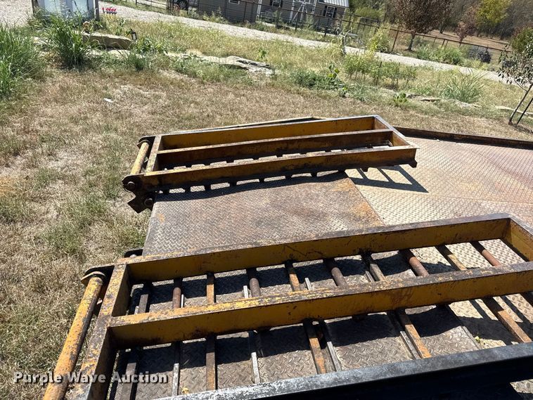 image for item EV6152 1981 Holden HGD2022 equipment trailer