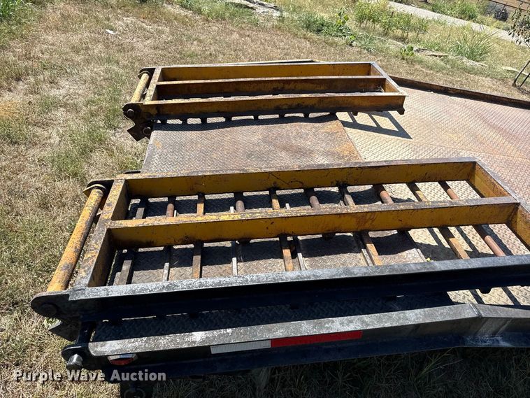 image for item EV6152 1981 Holden HGD2022 equipment trailer
