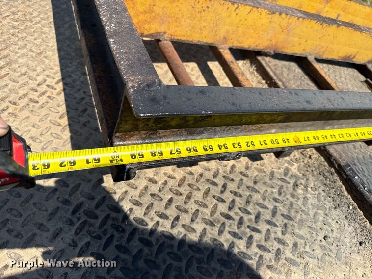 image for item EV6152 1981 Holden HGD2022 equipment trailer