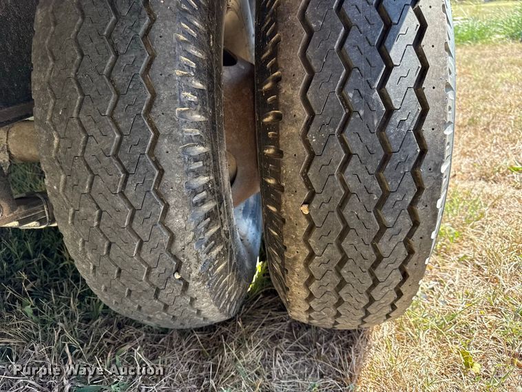 image for item EV6152 1981 Holden HGD2022 equipment trailer