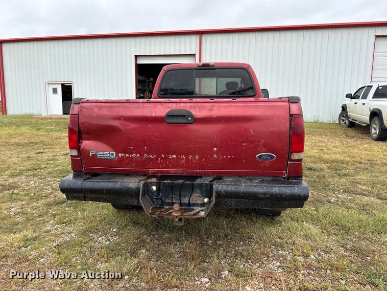 image for item EV6185 2003 Ford F250 Super Duty Ext. Cab pickup truck