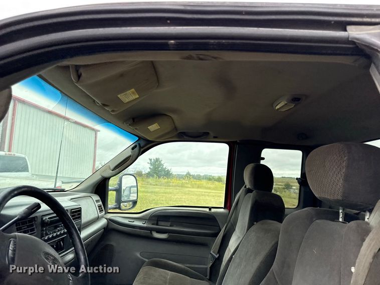 image for item EV6185 2003 Ford F250 Super Duty Ext. Cab pickup truck