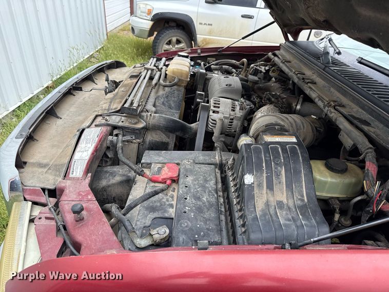 image for item EV6185 2003 Ford F250 Super Duty Ext. Cab pickup truck