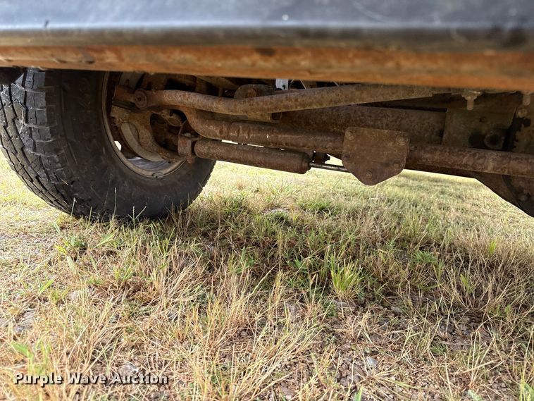 image for item EV6185 2003 Ford F250 Super Duty Ext. Cab pickup truck