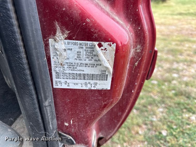image for item EV6185 2003 Ford F250 Super Duty Ext. Cab pickup truck