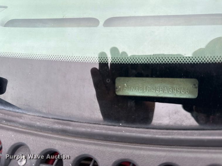 image for item EV6185 2003 Ford F250 Super Duty Ext. Cab pickup truck