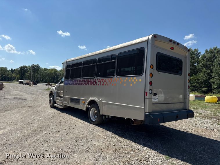 image for item EV6193 2010 Ford F650 Super Duty shuttle bus