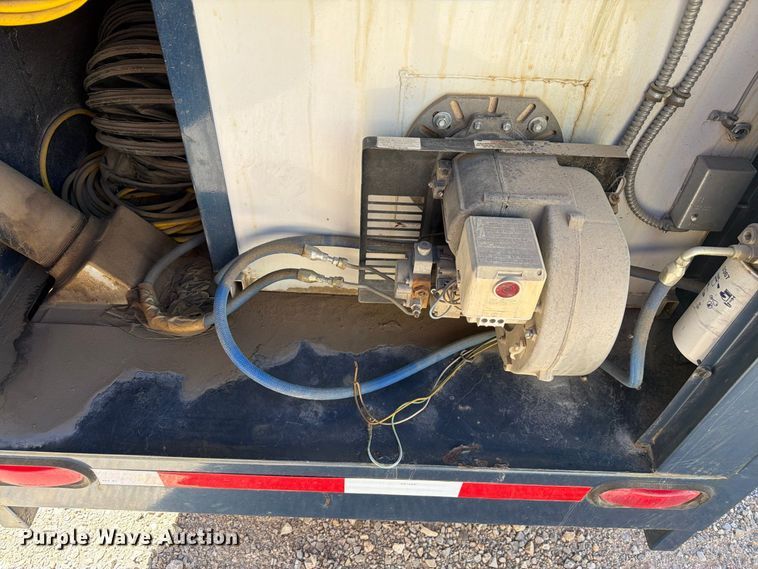 image for item EW2239 2008 MAC 800 generator