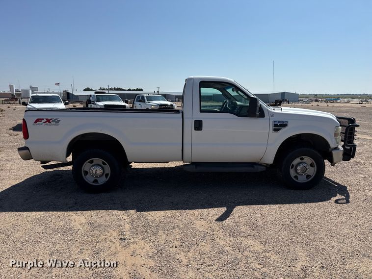 image for item EW4325 2008 Ford F250 Super Duty pickup truck