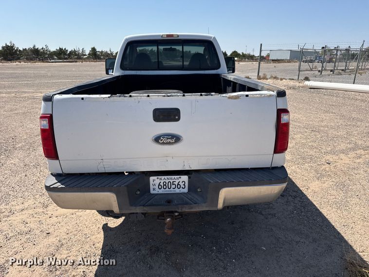 image for item EW4325 2008 Ford F250 Super Duty pickup truck