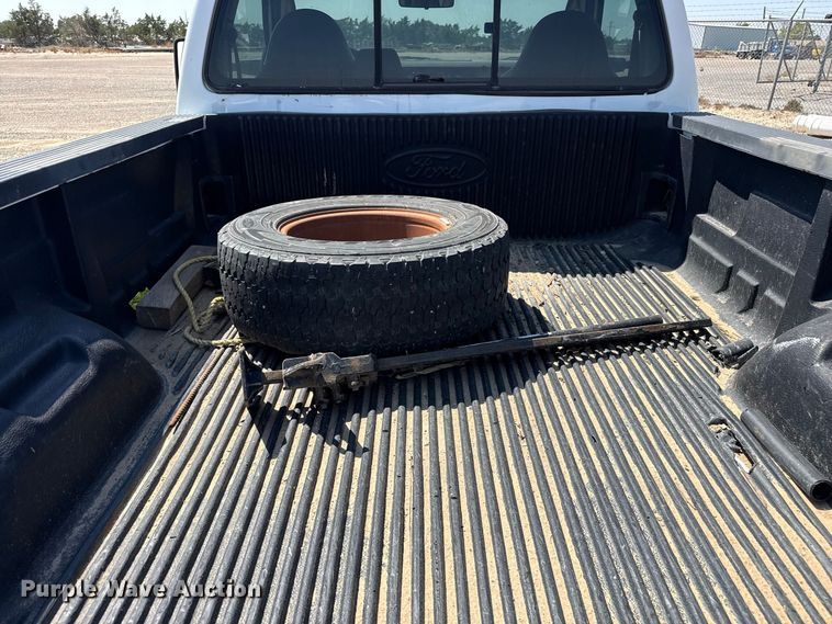 image for item EW4325 2008 Ford F250 Super Duty pickup truck