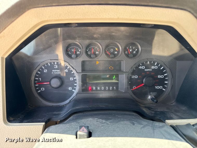 image for item EW4325 2008 Ford F250 Super Duty pickup truck