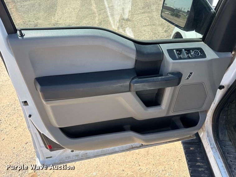 image for item EW4327 2017 Ford F150 Ext. Cab pickup truck