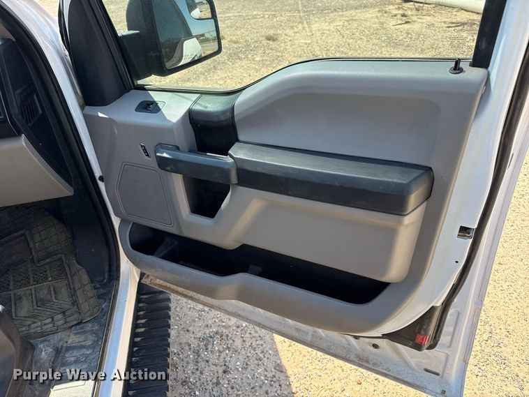 image for item EW4327 2017 Ford F150 Ext. Cab pickup truck