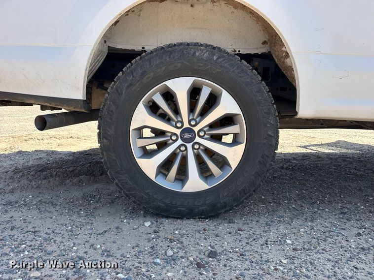 image for item EW4327 2017 Ford F150 Ext. Cab pickup truck